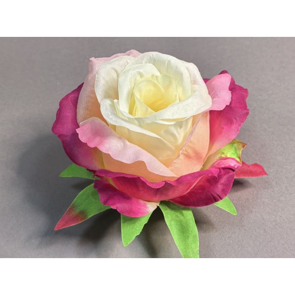 Бутон большой "Эквадор" 100