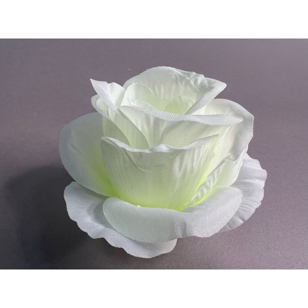 Роза Селена 151