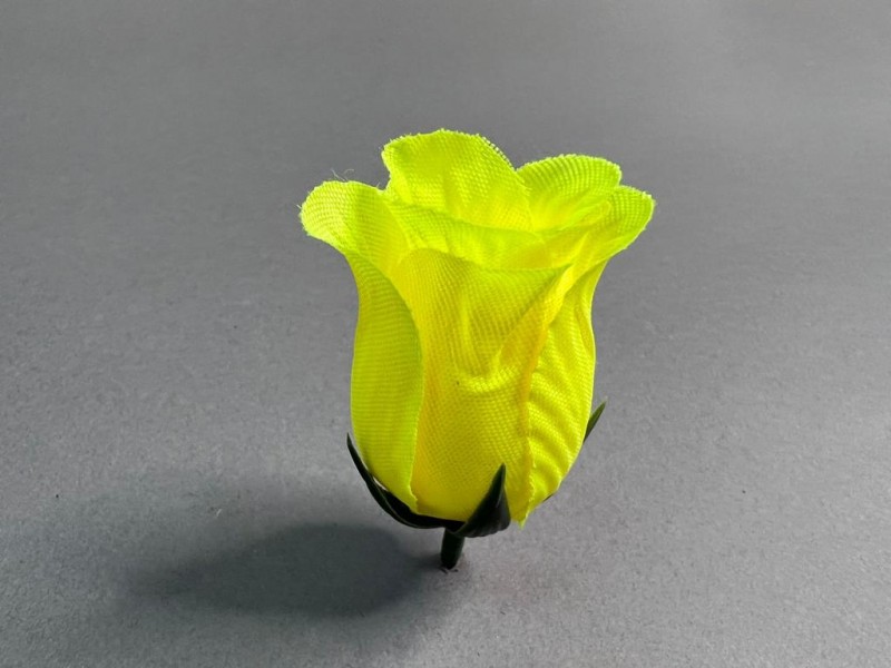 Роза бутон малый 94