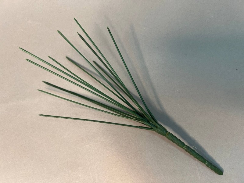 Подбукетник без листа  М13/27