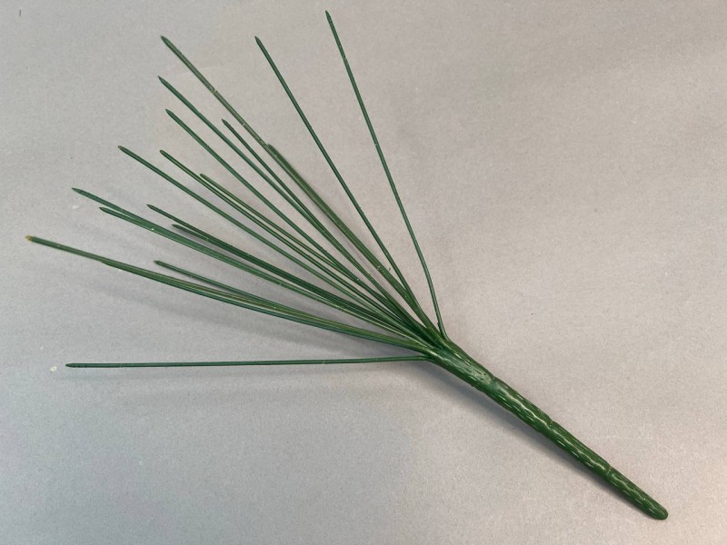 Подбукетник без листа   М18/31