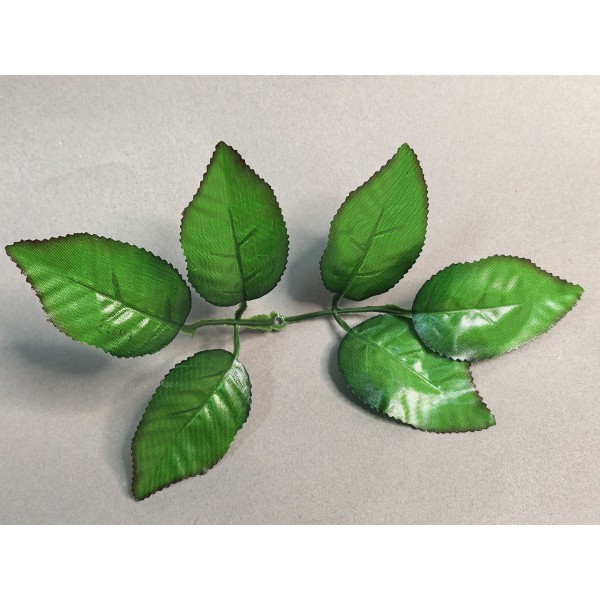 64.133 Лист розы ритуальный 6-ка с коричневым кантом большой на толстый стебель