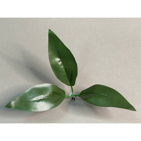 64.221 Лист лилии 3-ка темный