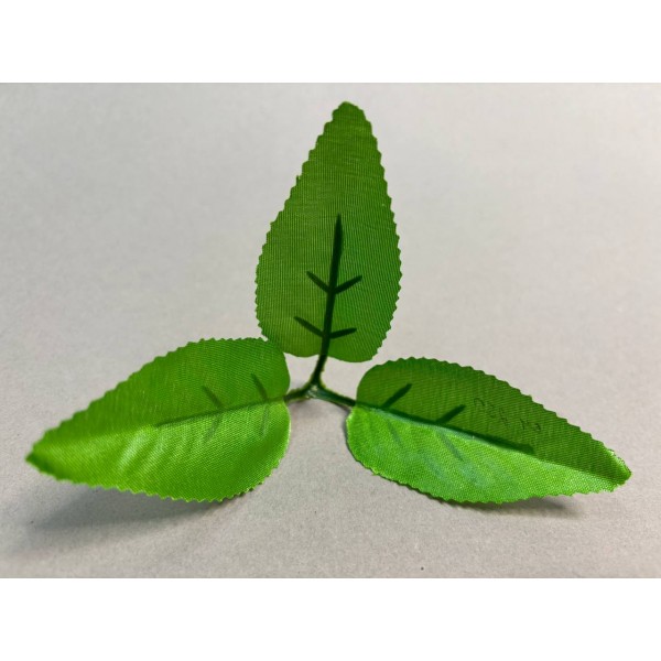 64.250 Лист тройной малый  зубчатый