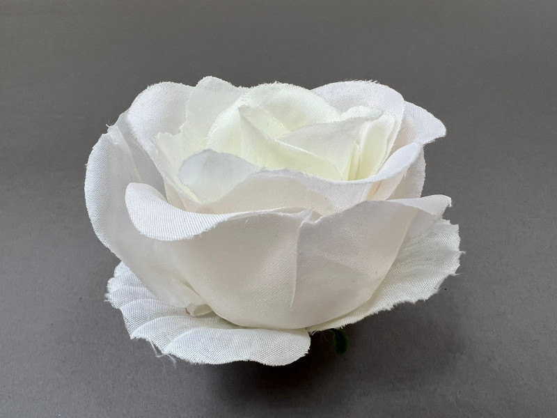 Цветок ритуальный роза 231П